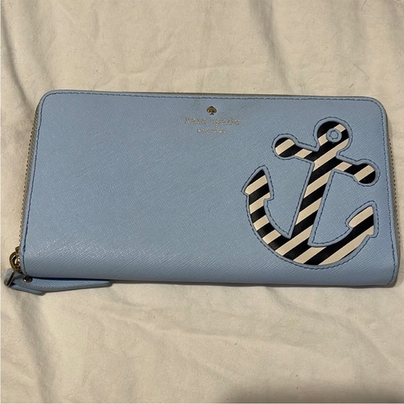 ♠️BEAUTIFUL KATE SPADE ♠️ WALLET ♠️ - Picture 2 of 9